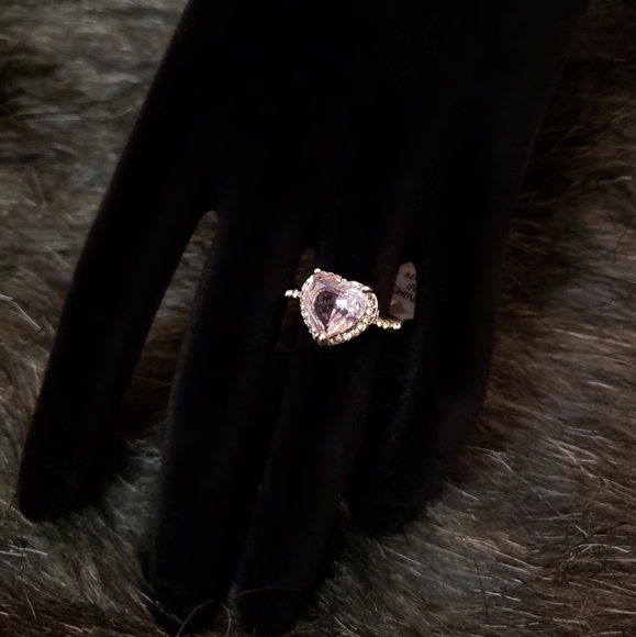 Pink Heart Shaped Diamond Fashion Ring - Picture 3 of 8